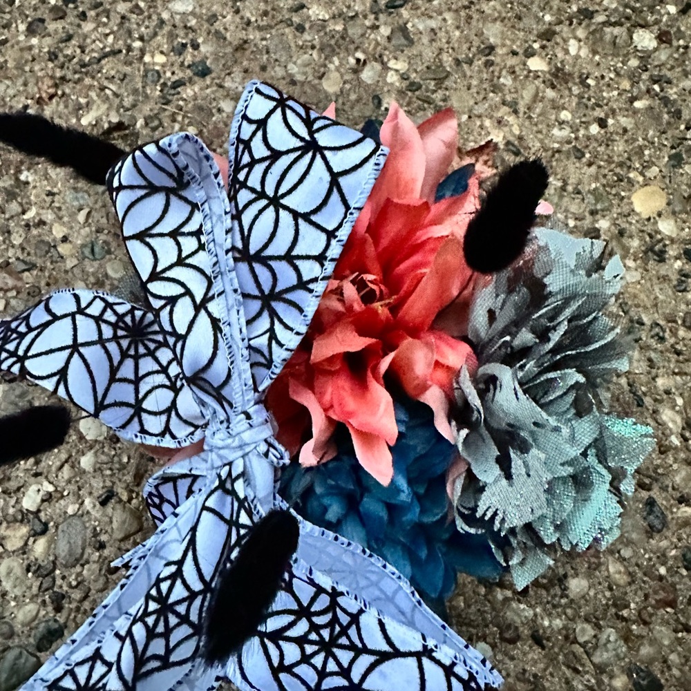 Black Ghost Mug with Halloween Floral Arrangement (glows in the dark) - Picture 6 of 6